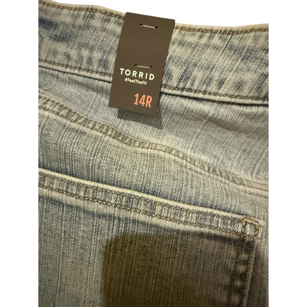 Women's Torrid Light Blue Straight Leg Cargo Jeans Size 14 - Picture 4 of 5